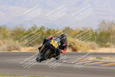 media/Nov-05-2022-SoCal Trackdays (Sat) [[f8d9b725ab]]/Turn 2 (1120am)/